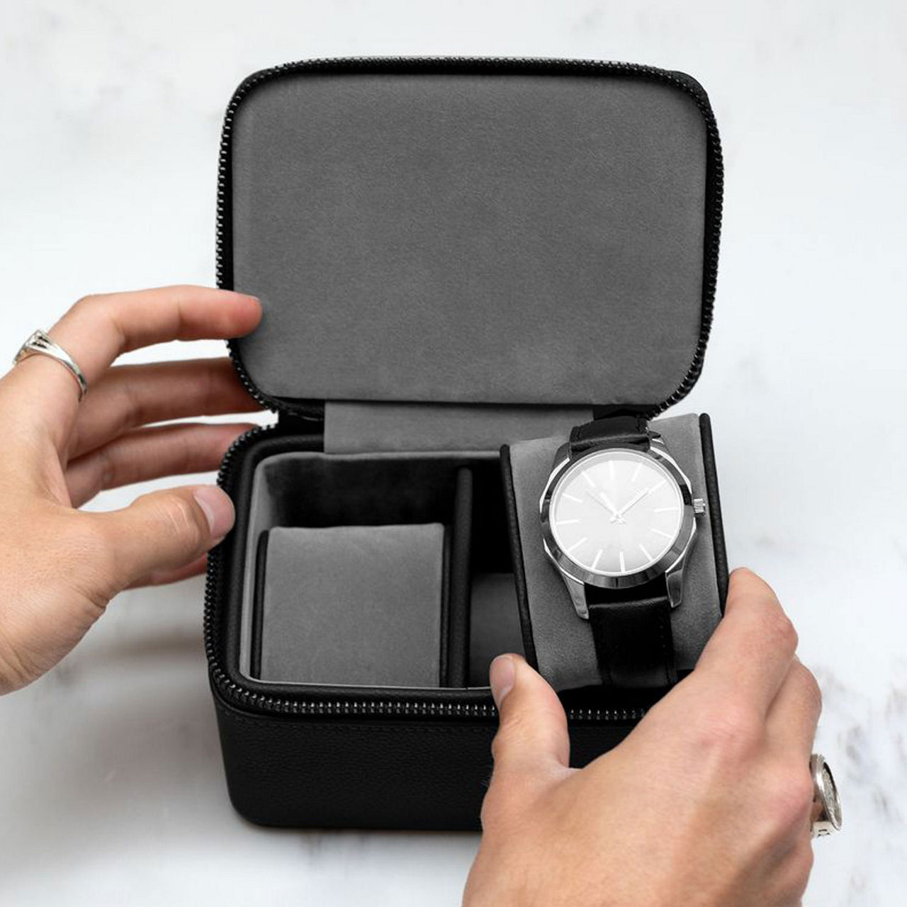 Large Zipped Travel Watch Box