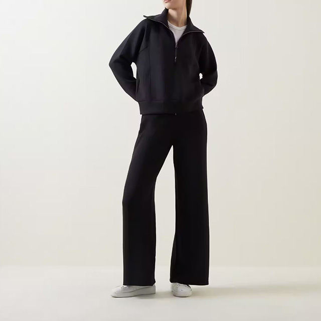 Uniqlo girdle pants smooth body shaper, Women's Fashion, New Undergarments  & Loungewear on Carousell