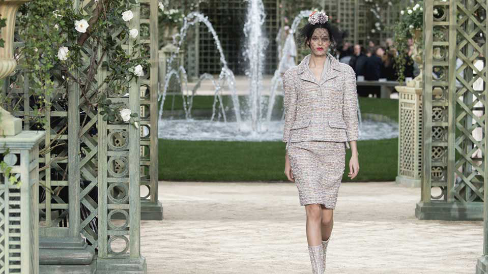 7 DAYS OUT – CHANEL Haute Couture Fashion Show