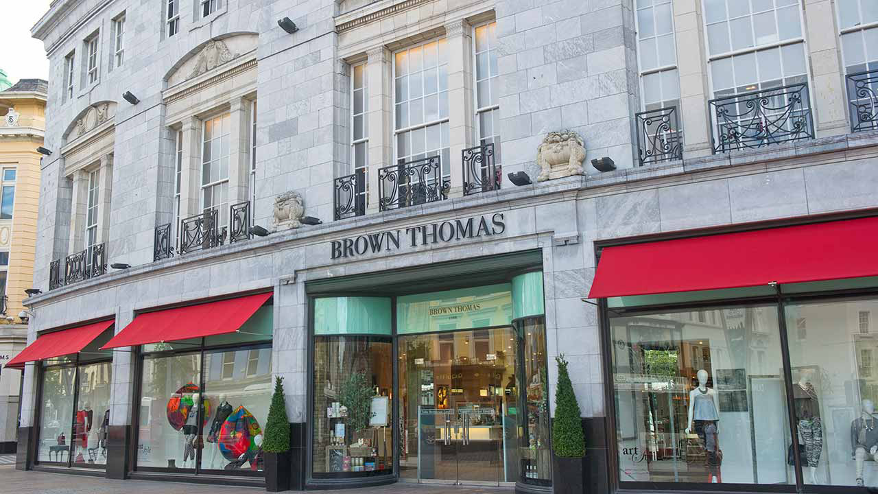 Brown Thomas, Dublin, welcomes festive Bulgari pop-up boutique